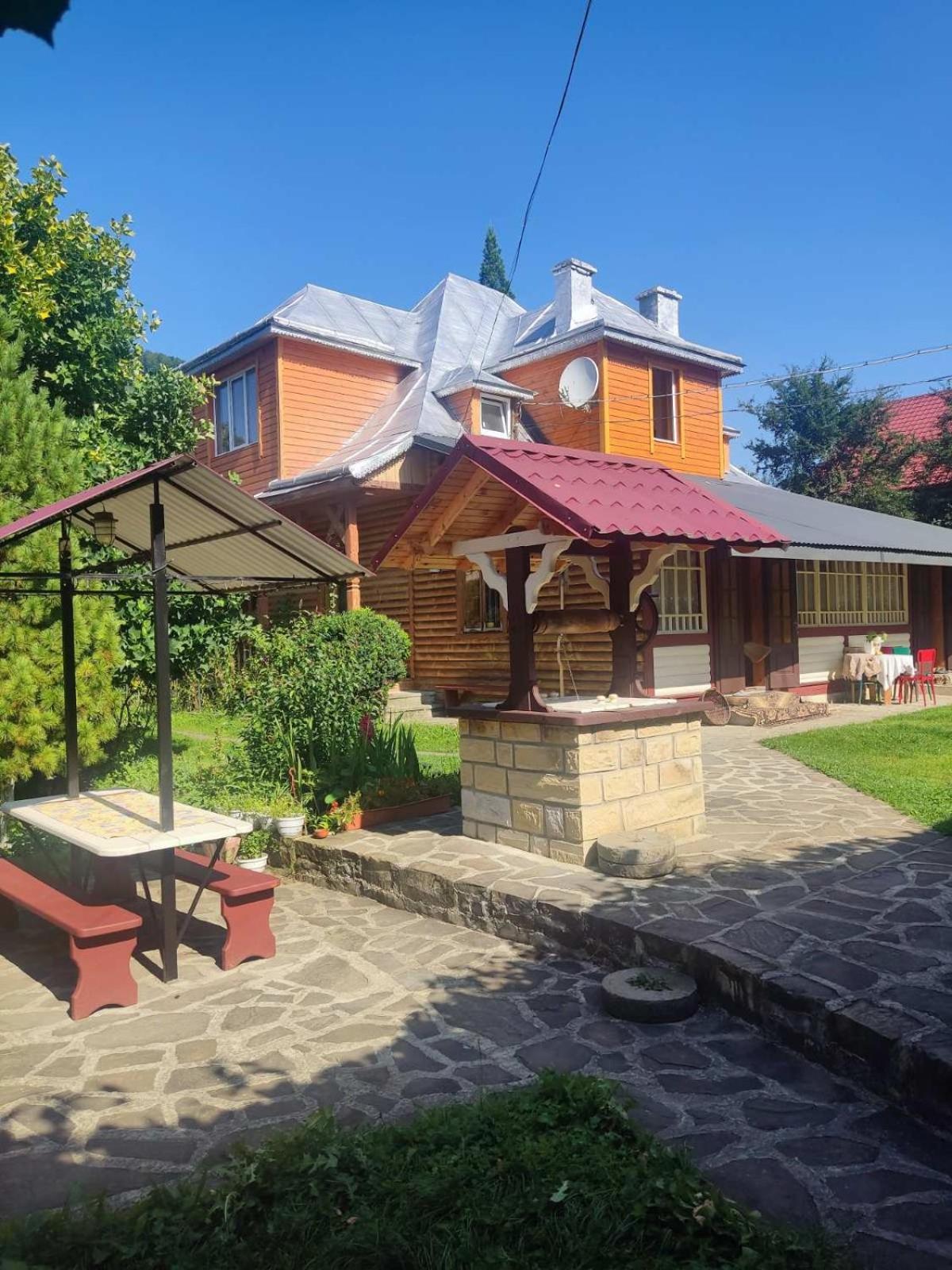 Borgaza Hotel Яремче Екстериор снимка